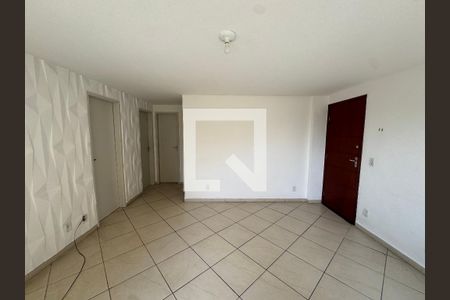 Sala de apartamento para alugar com 2 quartos, 80m² em Vila Emil, Mesquita