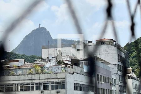 Vista sala  de apartamento para alugar com 3 quartos, 142m² em Copacabana, Rio de Janeiro