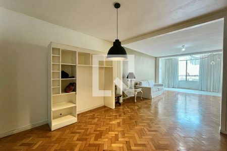 Sala  de apartamento para alugar com 3 quartos, 142m² em Copacabana, Rio de Janeiro