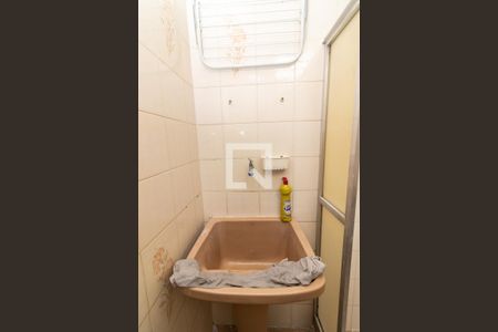 Banheiro da Suíte de apartamento para alugar com 1 quarto, 56m² em Realengo, Rio de Janeiro