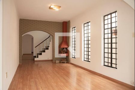 Sala 1 de casa para alugar com 4 quartos, 230m² em Vila da Saúde, São Paulo