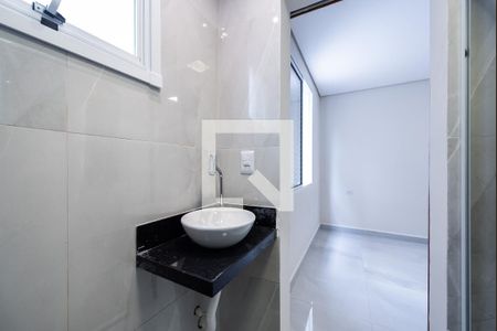 Banheiro suíte de apartamento para alugar com 3 quartos, 98m² em Encruzilhada, Santos