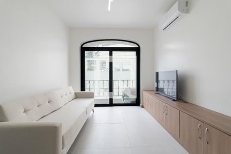 Sala de apartamento à venda com 2 quartos, 70m² em Itaim Bibi, São Paulo