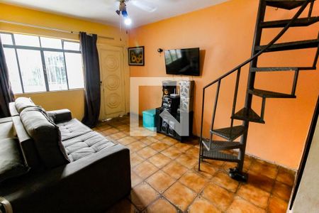 Sala de casa para alugar com 3 quartos, 80m² em Jardim Inga, São Paulo