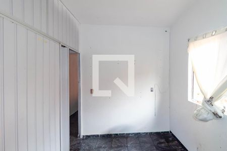 Quarto 1 de casa para alugar com 2 quartos, 82m² em Fazenda da Juta, São Paulo