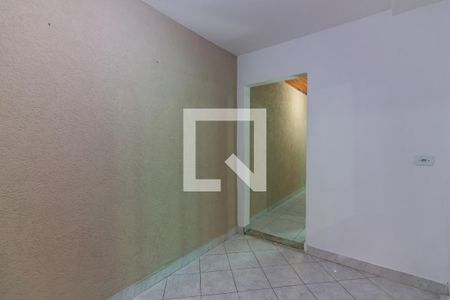 comodo de casa para alugar com 2 quartos, 116m² em Santo Antônio, Osasco