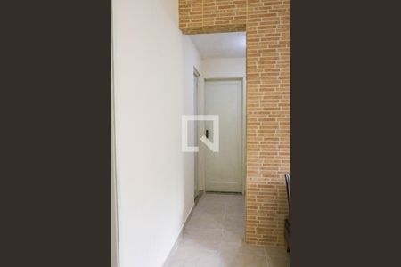 Corredor de apartamento à venda com 3 quartos, 60m² em Todos Os Santos, Rio de Janeiro