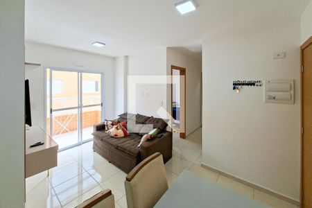 Sala de apartamento para alugar com 2 quartos, 70m² em Boqueirão, Praia Grande