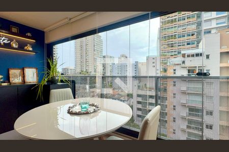 Varanda de apartamento à venda com 2 quartos, 59m² em Pinheiros, São Paulo