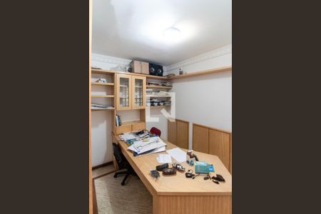 Sala - Escritório de casa para alugar com 4 quartos, 400m² em Vila Irmaos Arnoni, São Paulo