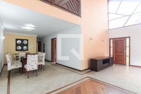 Sala de casa para alugar com 4 quartos, 400m² em Vila Irmaos Arnoni, São Paulo