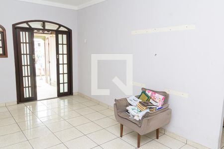 Sala de casa para alugar com 2 quartos, 100m² em Inhoaíba, Rio de Janeiro