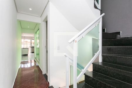 Corredor de casa à venda com 3 quartos, 155m² em Jardim Nossa Senhora do Carmo, São Paulo