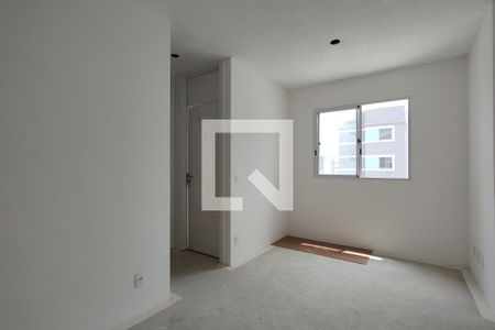 Sala de apartamento para alugar com 2 quartos, 42m² em Taquara, Rio de Janeiro
