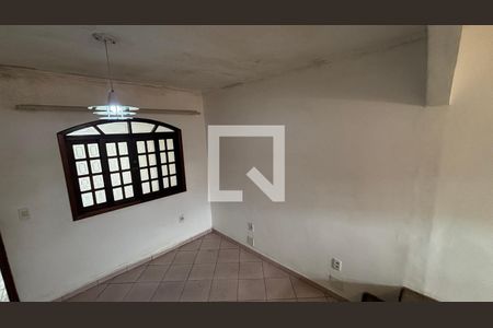 Sala de casa à venda com 3 quartos, 107m² em Jardim Santo Antônio, Santo André