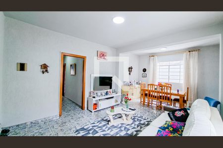Sala de casa à venda com 4 quartos, 208m² em Parque Santo Antonio, Guarulhos