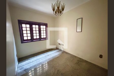 Quarto 2 de casa para alugar com 8 quartos, 372m² em Vila Rosalia, Guarulhos