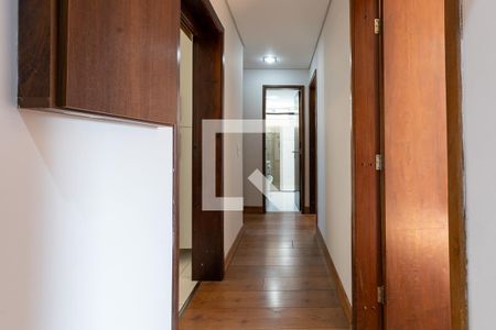 Corredor de apartamento para alugar com 3 quartos, 101m² em Água Verde, Curitiba