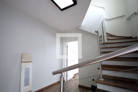 Sala de casa para alugar com 2 quartos, 121m² em Vila Alpina, Santo André