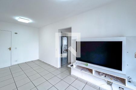 Sala de apartamento para alugar com 3 quartos, 70m² em Vila Carlos de Campos, São Paulo