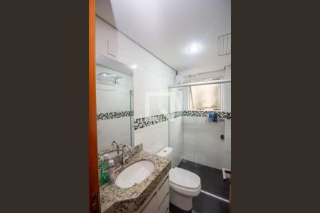 Banheiro da Suíte de apartamento para alugar com 3 quartos, 72m² em Olinda, Contagem