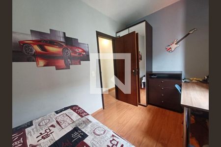 Casa à venda com 3 quartos, 166m² em Parque Sao Domingos, São Paulo