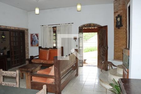 Casa para alugar com 4 quartos, 450m² em Casa Blanca, Cotia