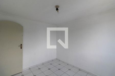 Quarto 1 de apartamento para alugar com 2 quartos, 50m² em Conjunto Residencial José Bonifácio, São Paulo