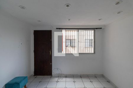 Sala de apartamento para alugar com 2 quartos, 50m² em Conjunto Residencial José Bonifácio, São Paulo