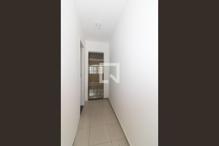 Corredor de casa para alugar com 3 quartos, 450m² em Magalhães Bastos, Rio de Janeiro