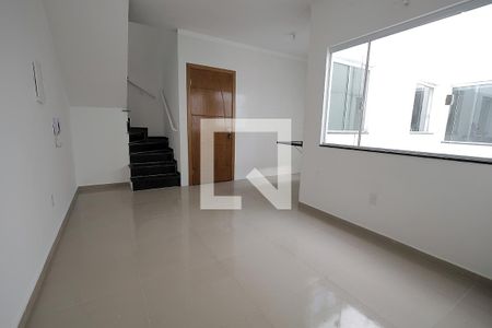 Sala de apartamento para alugar com 2 quartos, 62m² em Cidade São Jorge, Santo André