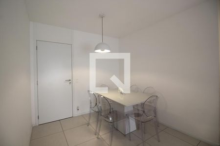 Sala de apartamento à venda com 2 quartos, 69m² em Barra Olímpica, Rio de Janeiro