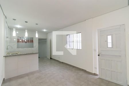 Sala de casa para alugar com 1 quarto, 44m² em Vila Ema, São Paulo