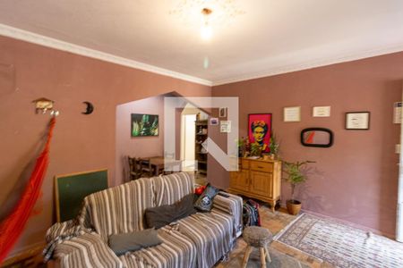 Sala de casa à venda com 3 quartos, 680m² em Camaquã, Porto Alegre