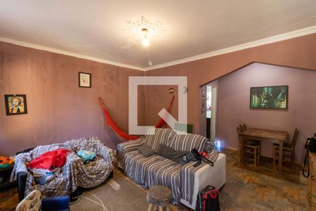 Sala de casa à venda com 3 quartos, 680m² em Camaquã, Porto Alegre