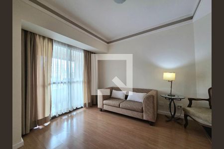 Sala de apartamento para alugar com 2 quartos, 70m² em Itaim Bibi, São Paulo