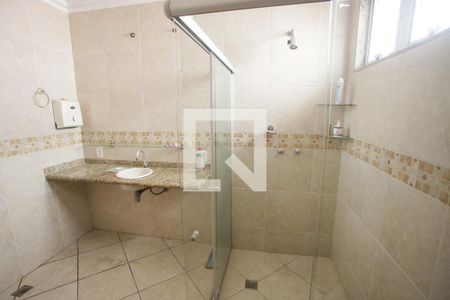 Banheiro da Suíte 1 de casa para alugar com 4 quartos, 429m² em Taquara, Rio de Janeiro