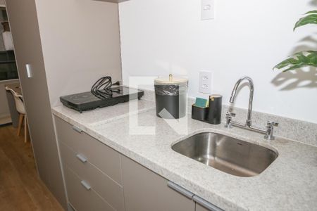 Cozinha de kitnet/studio para alugar com 1 quarto, 25m² em Perdizes, São Paulo