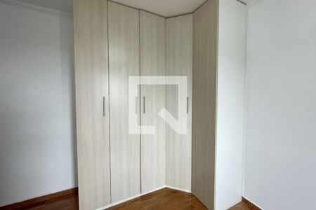 Armário  de apartamento para alugar com 2 quartos, 62m² em Jardim Marilu, São Paulo