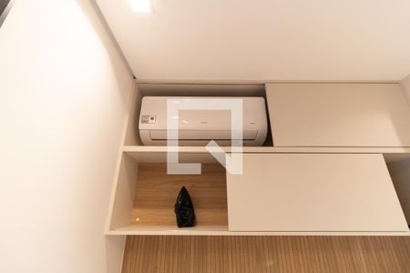Quarto de kitnet/studio à venda com 1 quarto, 27m² em Liberdade, São Paulo