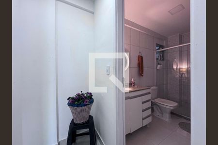Corredor de apartamento à venda com 1 quarto, 60m² em Recreio dos Bandeirantes, Rio de Janeiro