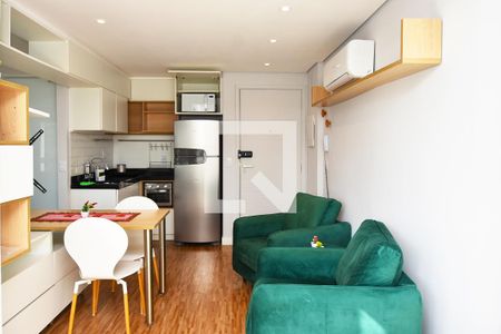 Sala de kitnet/studio para alugar com 1 quarto, 30m² em Pinheiros, São Paulo