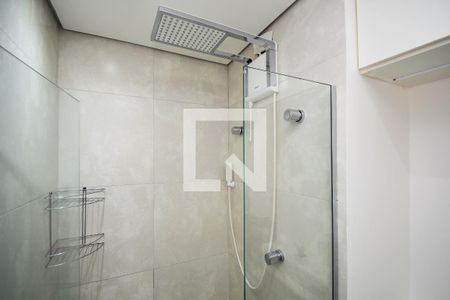 banheiro de kitnet/studio para alugar com 1 quarto, 30m² em Pinheiros, São Paulo