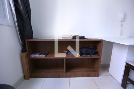 Quarto de apartamento à venda com 2 quartos, 32m² em Piqueri, São Paulo
