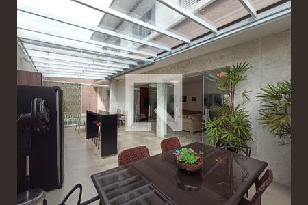 Casa de Condomínio à venda com 3 quartos, 210m² em Planalto Paulista, São Paulo