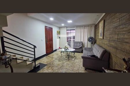 Casa à venda com 3 quartos, 220m² em Parque Sao Luis, São Paulo