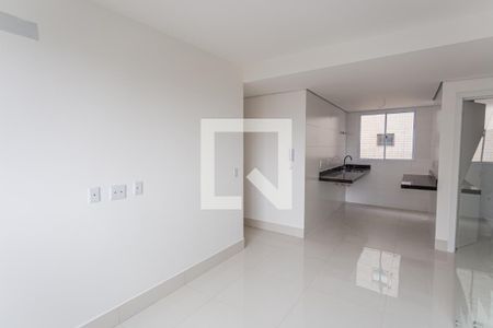 Sala 1 de apartamento à venda com 3 quartos, 134m² em Vila Paris, Belo Horizonte