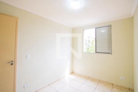 Quarto 2 de apartamento para alugar com 2 quartos, 46m² em Parque Sao Vicente, Santo André