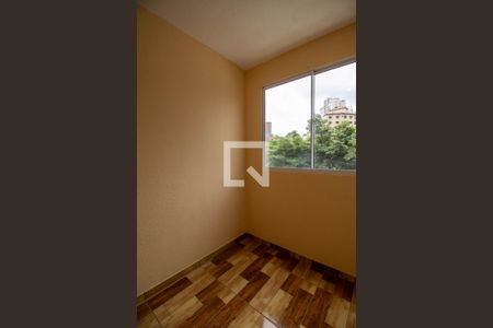 Quarto 1 de apartamento para alugar com 2 quartos, 42m² em Vila Suzana, São Paulo
