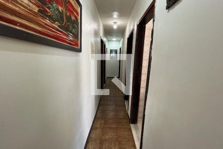 Corredor de casa à venda com 4 quartos, 245m² em Bancários, Rio de Janeiro